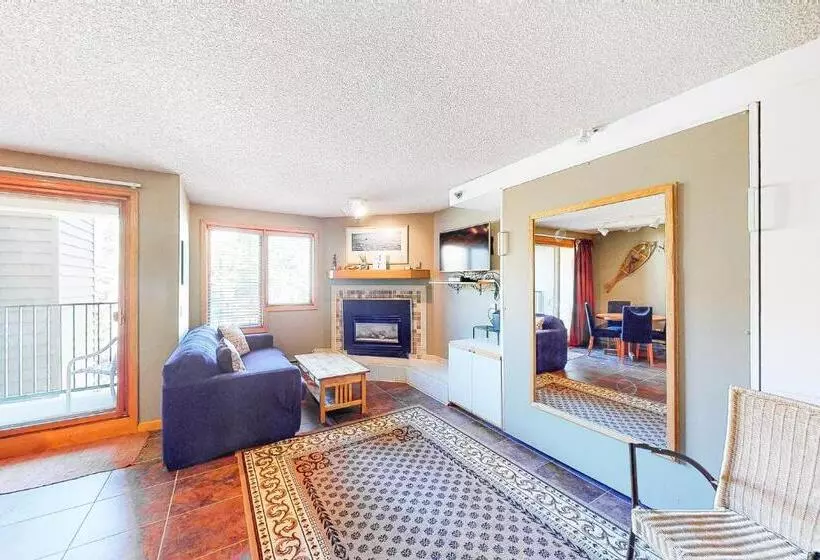 استراحتگاه Iron Horse Hideaway