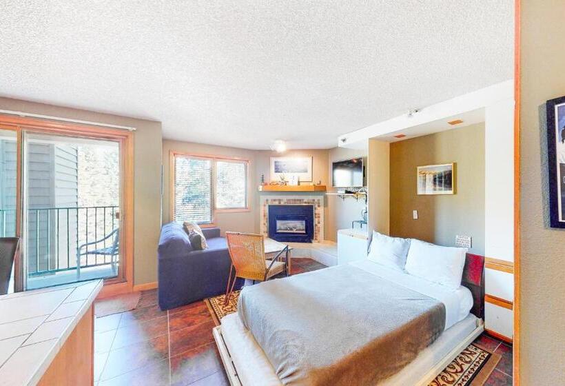 منتجع Iron Horse Hideaway