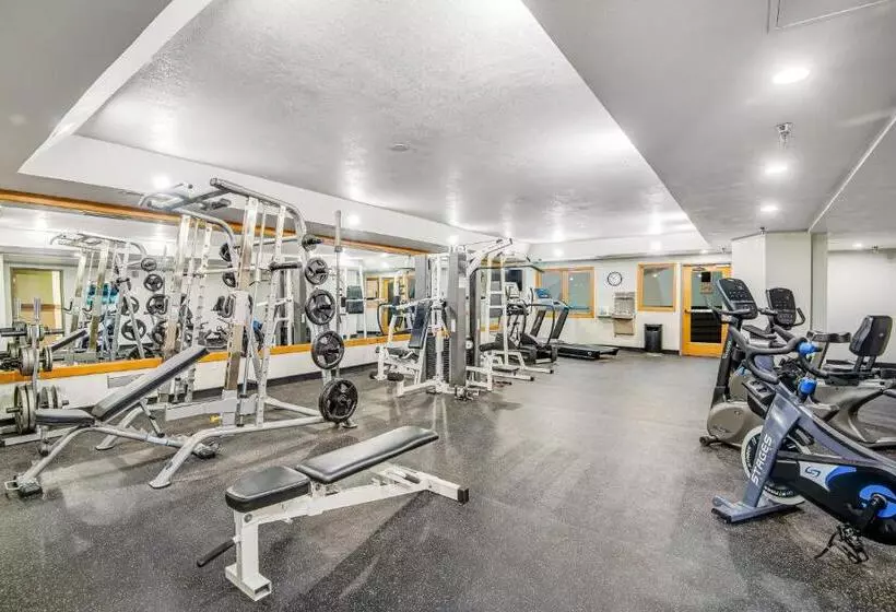 استراحتگاه Iron Horse Hideaway