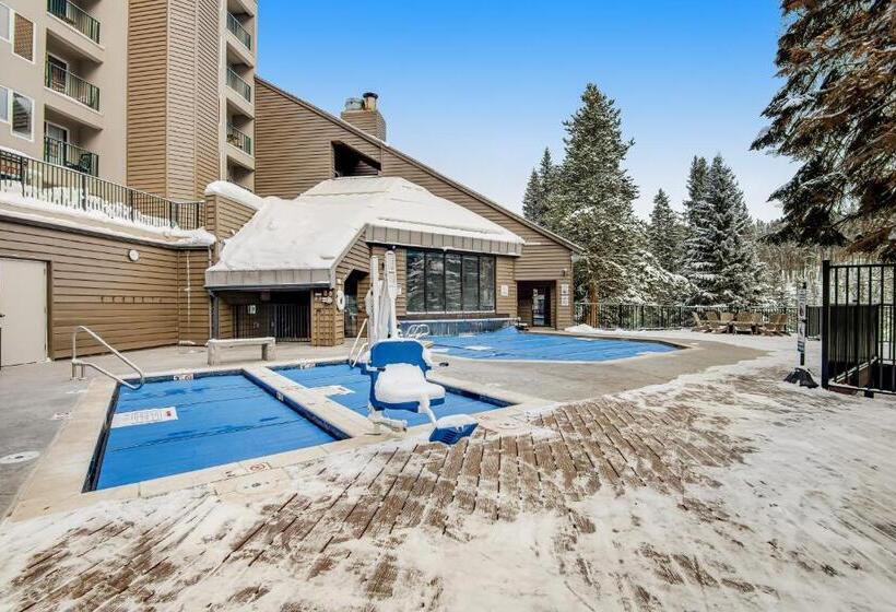 منتجع Iron Horse Hideaway