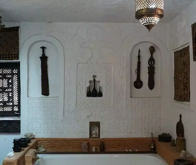 تختخواب و صبحانه African Heritage House