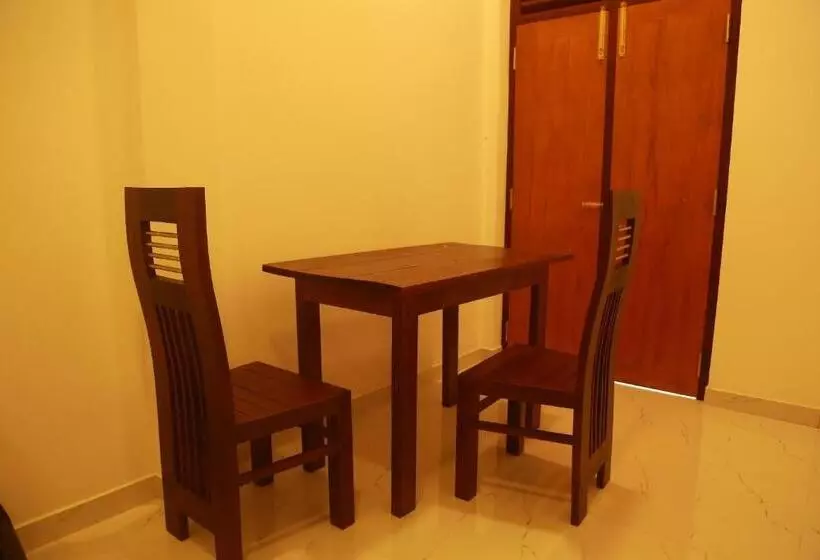 Aamiaismajoitus (B&B) Mama S Palace Hiriketiya