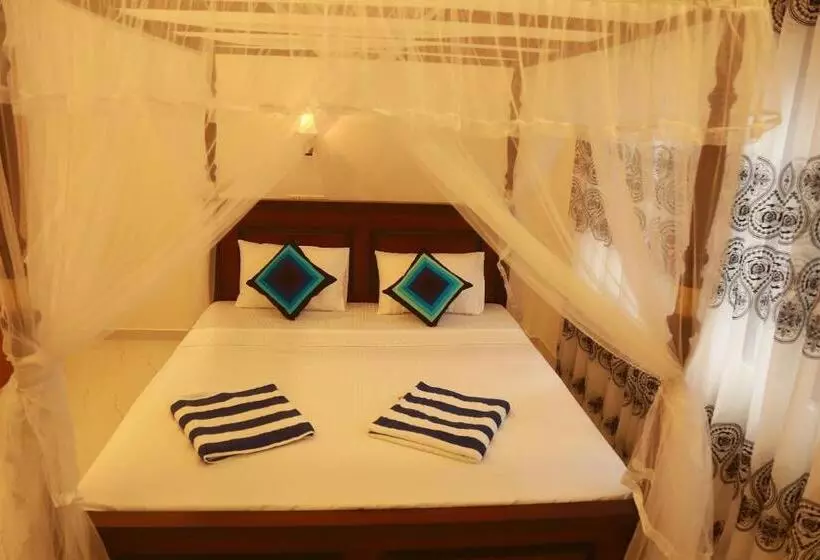 Aamiaismajoitus (B&B) Mama S Palace Hiriketiya