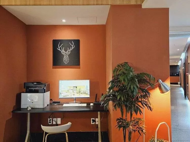 Brown Dot Hotel Jinju Chungmugong