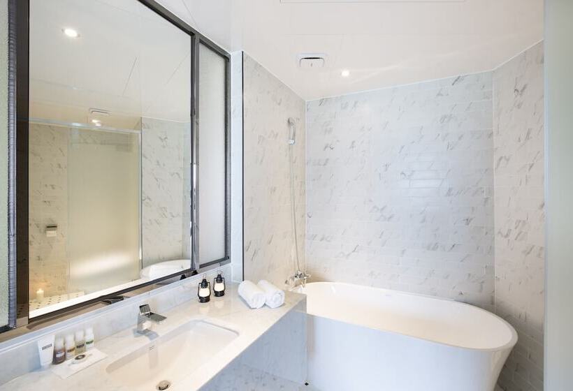 Brown Dot Hotel Jinju Chungmugong