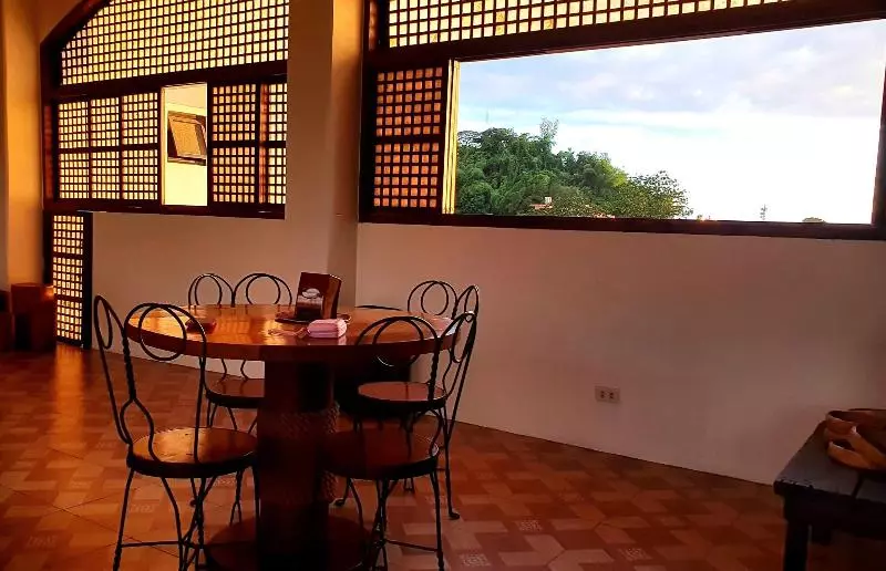 ホテル Balay Ni Manuel Ken Maria