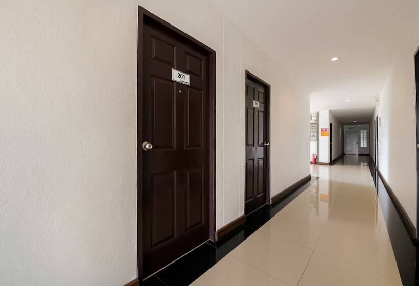 Hotelli Mae Saeng Place By Oyo Rooms