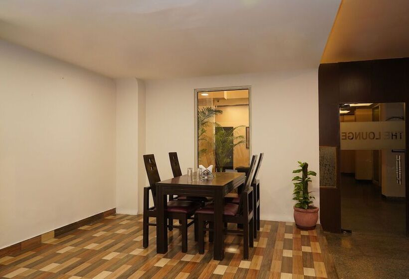 בית מלון כפרי Mint Metropolitan Grand