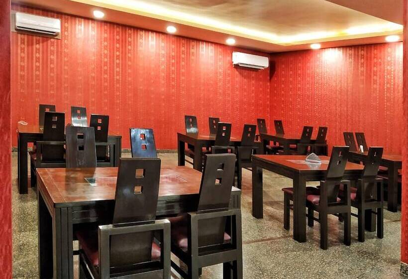 בית מלון כפרי Mint Metropolitan Grand