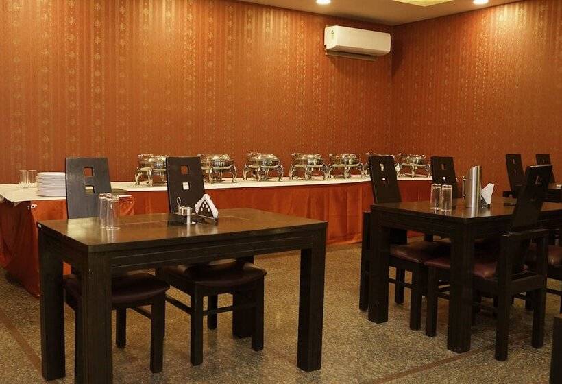 בית מלון כפרי Mint Metropolitan Grand