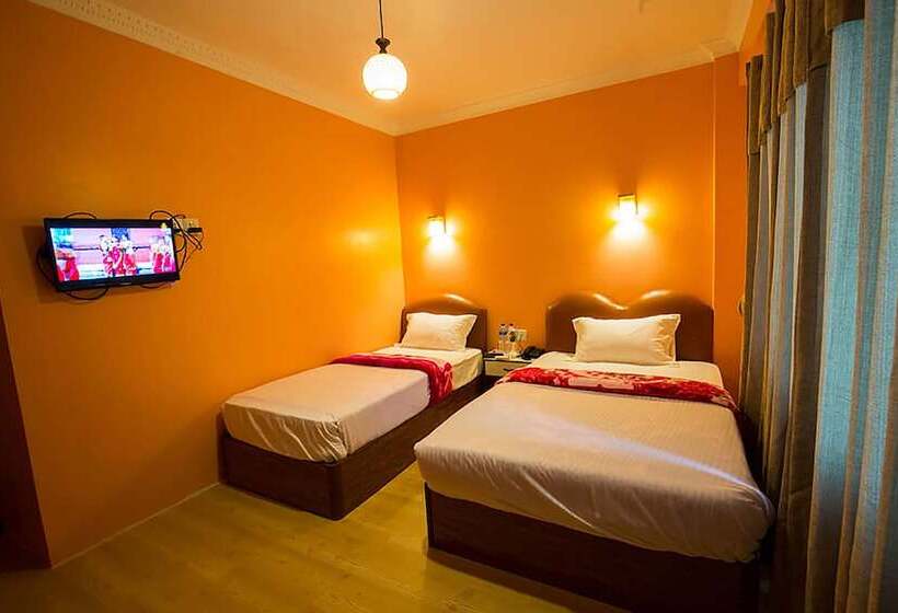 هتل Paradise Villa Nagarkot