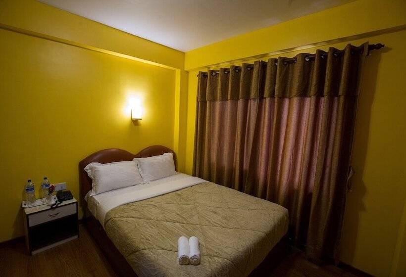 هتل Paradise Villa Nagarkot