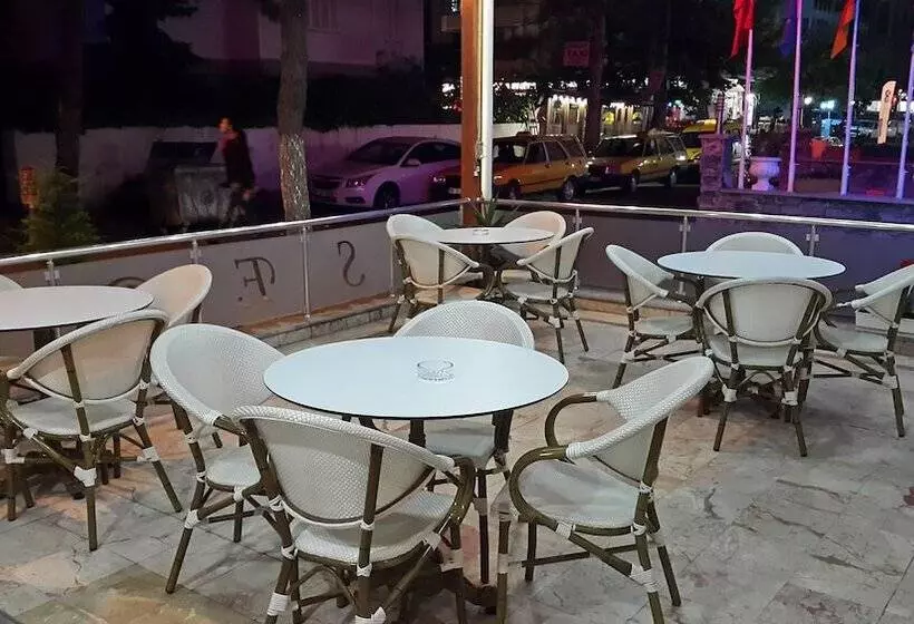 Akçay Leman Otel