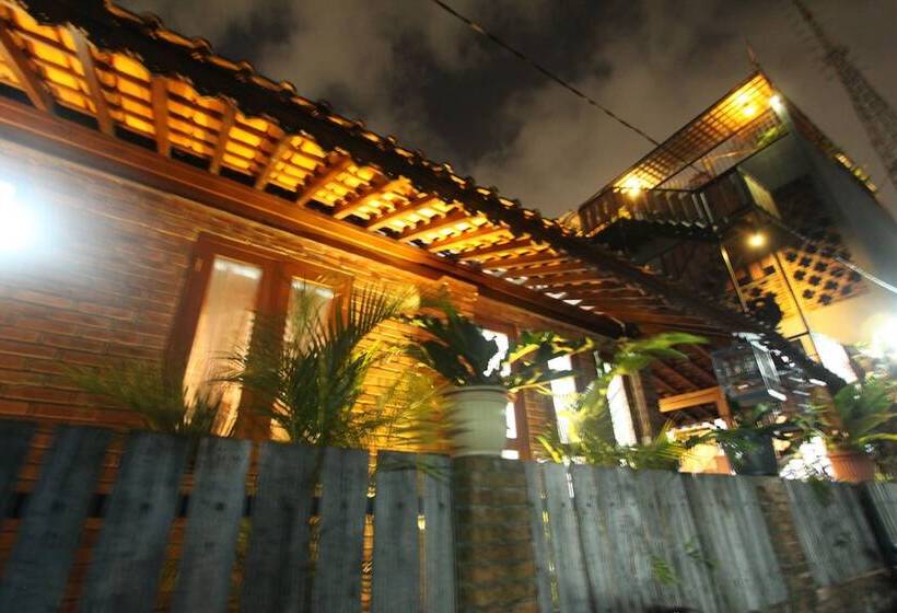 Bed and Breakfast Hastostay Wetan Malioboro