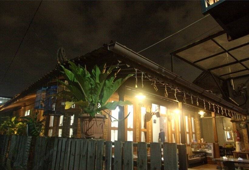 Bed and Breakfast Hastostay Wetan Malioboro