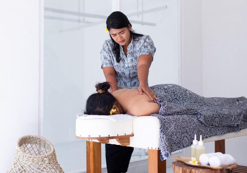 تختخواب و صبحانه The Manik Toya