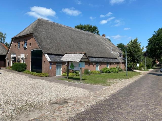 בית מלון כפרי B&b En Appartementen Triënte