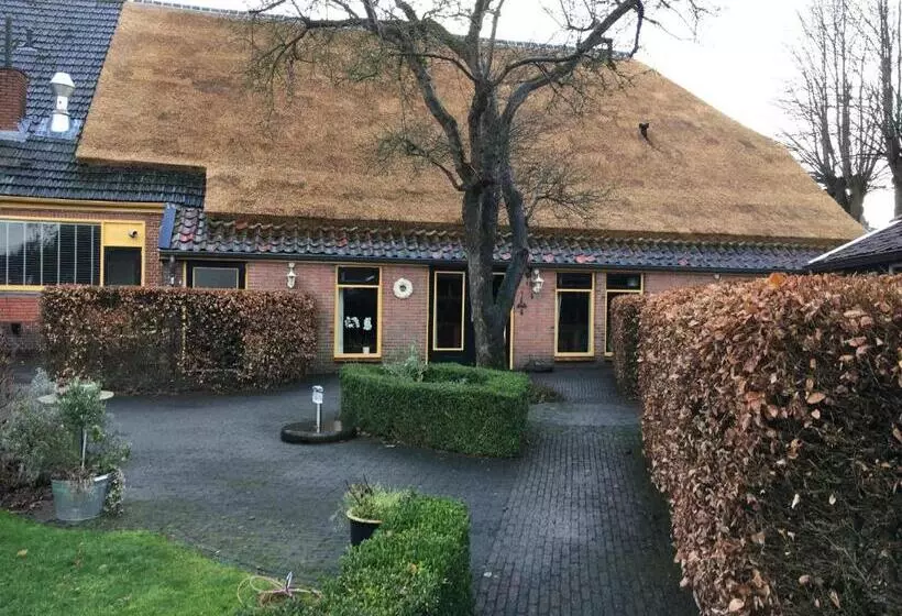ホテル B&b En Appartementen Triënte