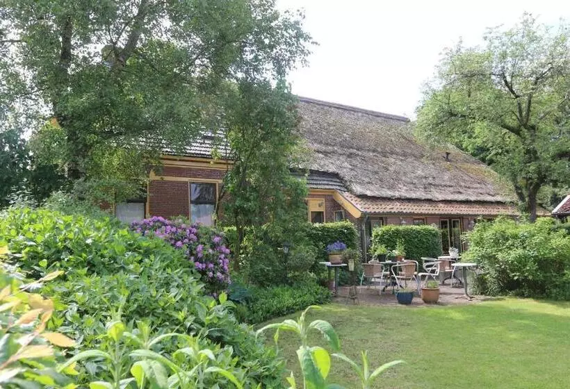 ホテル B&b En Appartementen Triënte
