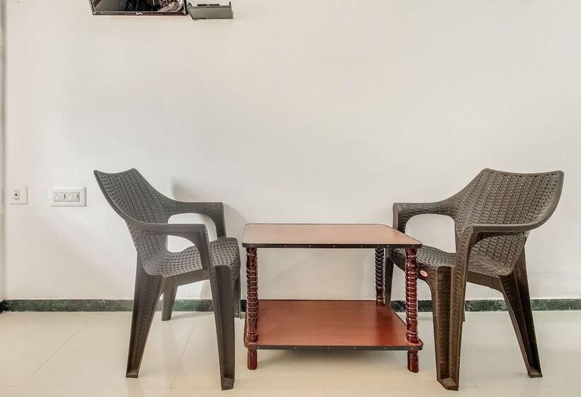 Hotel Capital O 45806 Sri Sakthi Vinayagar Residency