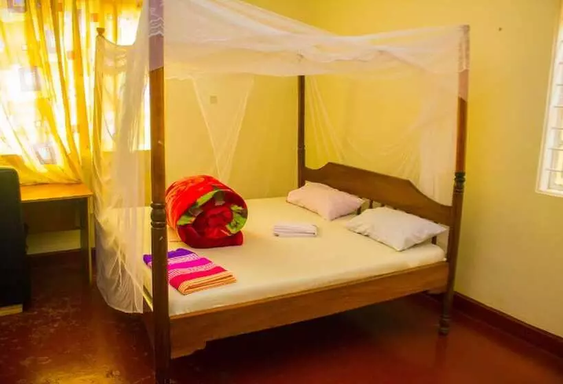 هتل Ebenezer Guest House