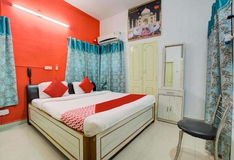 Отель Executives Palace By Oyo Rooms