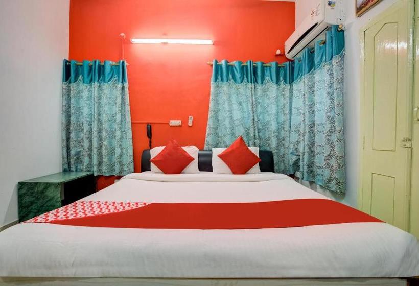 Отель Executives Palace By Oyo Rooms