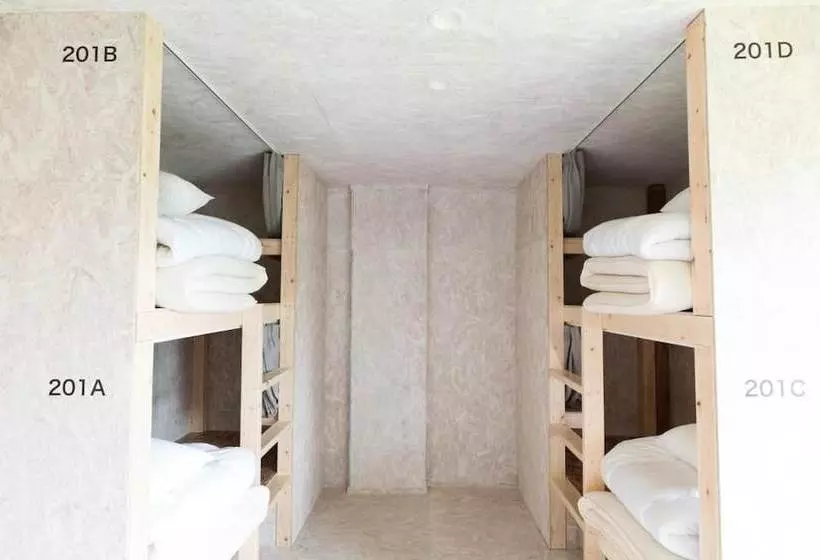 ペンション Niseko Nature Center   Hostel