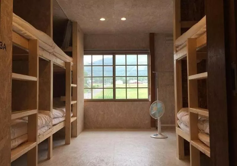 ペンション Niseko Nature Center   Hostel