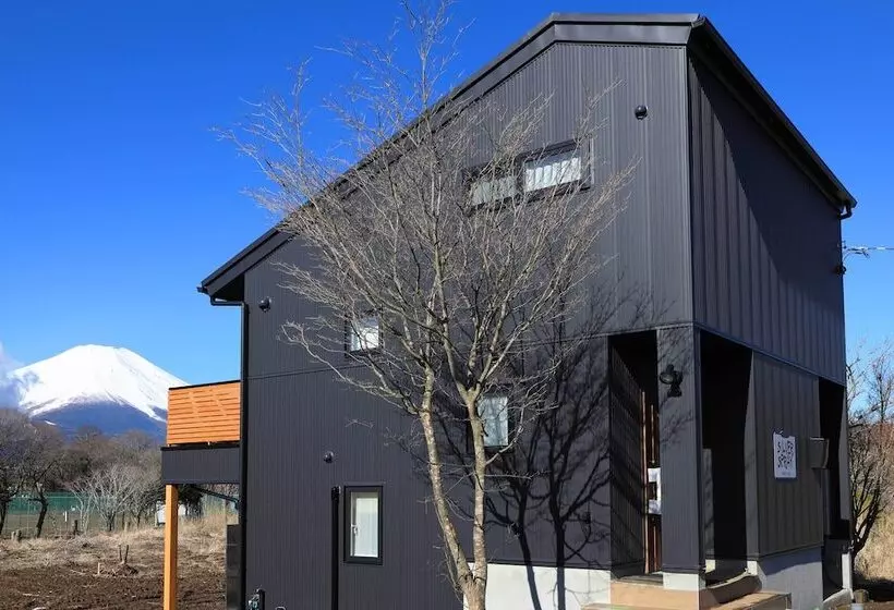 ペンション Silver Spray Yamanakako