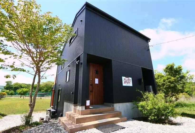 ペンション Silver Spray Yamanakako