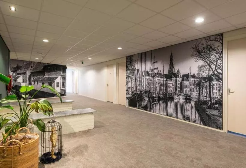 Hotelli Appartementen Klaver Vier