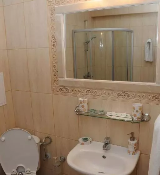 Yassen Holiday Village
