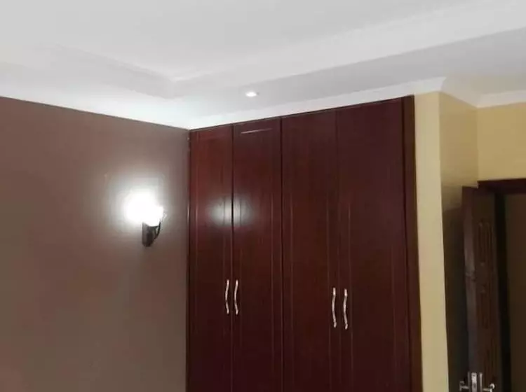 Mtango House Sakina   Hostel