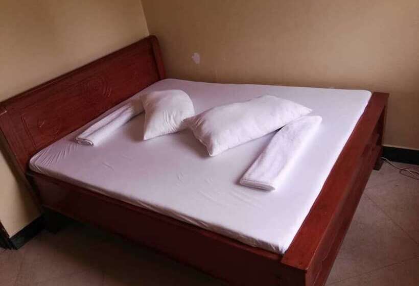 Mtango House Sakina   Hostel