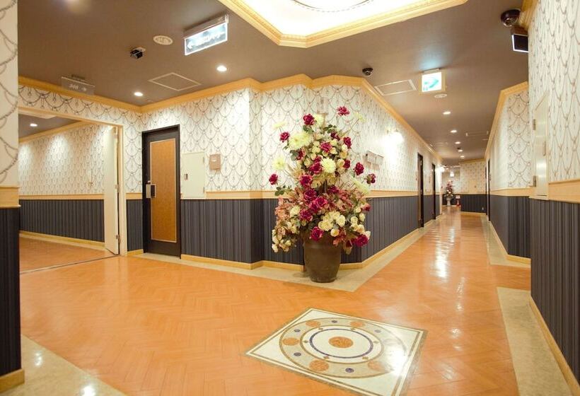 هتل Lala Pat1   Adults Only