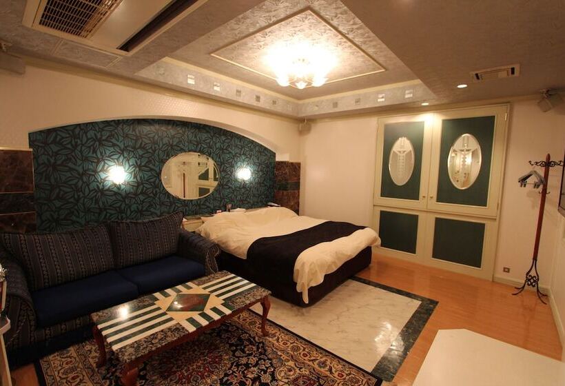 هتل Lala Pat1   Adults Only