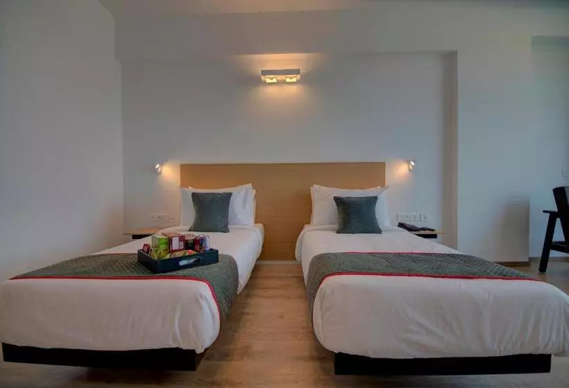 ホテル Oyo Townhouse 174 Gandhipuram