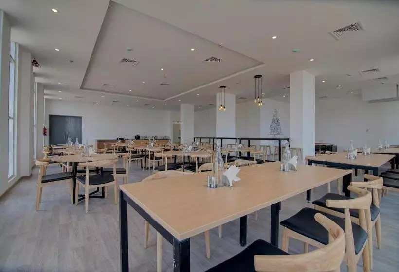 ホテル Oyo Townhouse 174 Gandhipuram