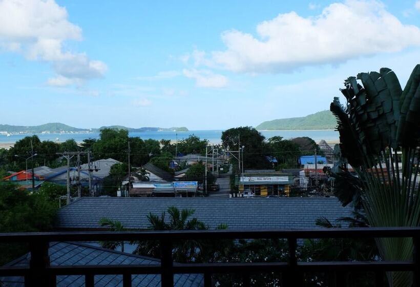 Hotelli Rawai Suites Phuket