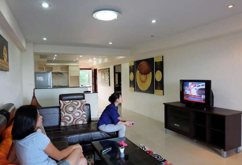 Hotelli Rawai Suites Phuket