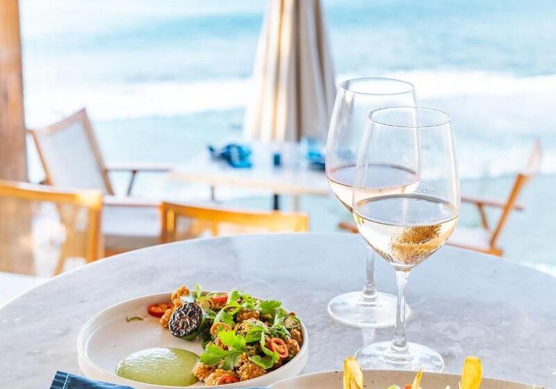 בית מלון כפרי Ulu Cliffhouse