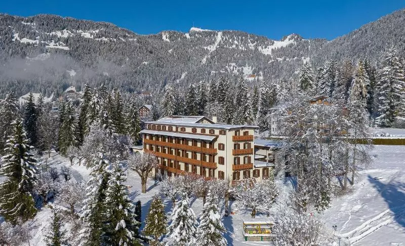Hotelli Villars Lodge
