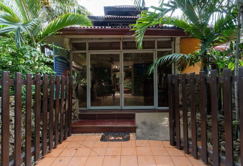 پانسیون Reddoorz @ Peo Road Palawan