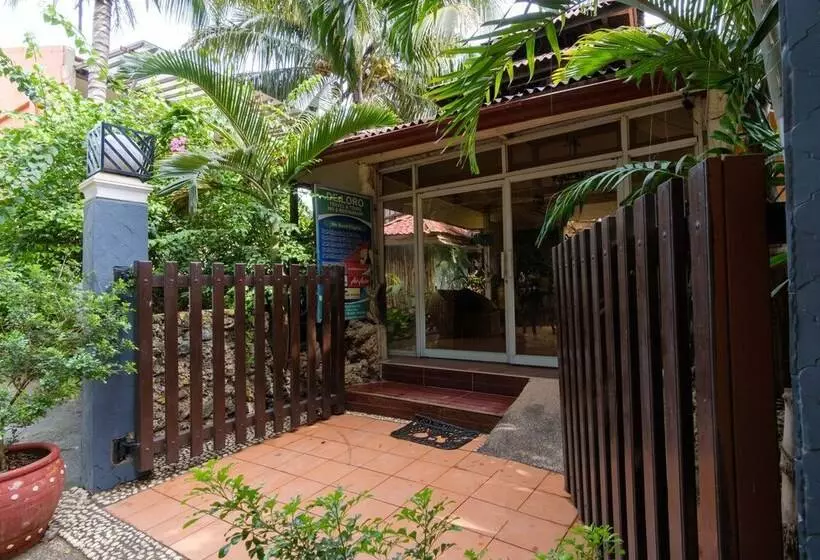 ペンション Reddoorz @ Peo Road Palawan