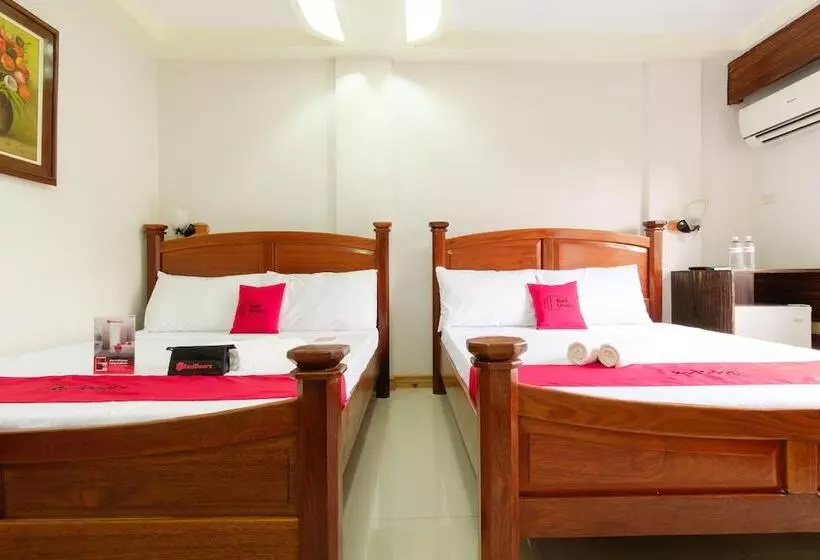 ペンション Reddoorz @ Peo Road Palawan