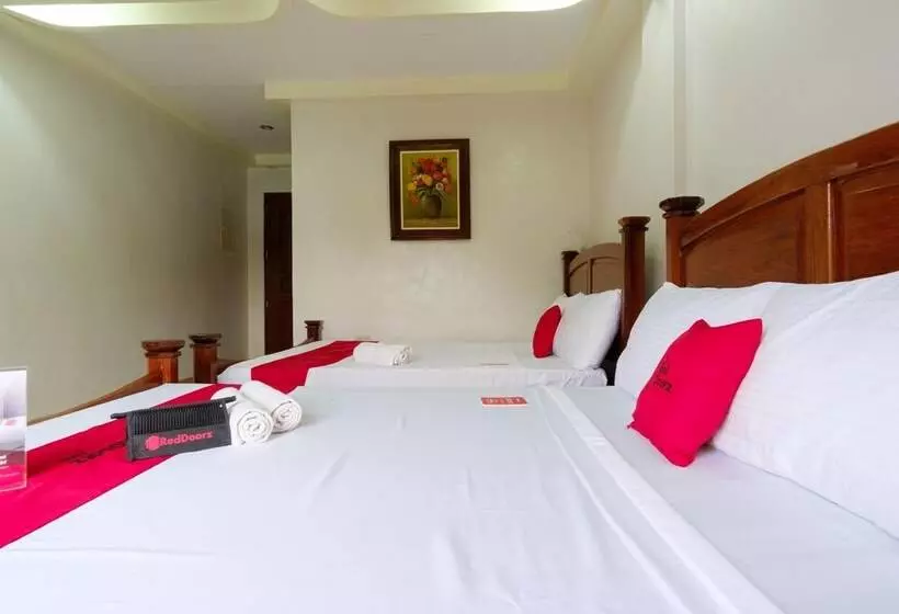 ペンション Reddoorz @ Peo Road Palawan