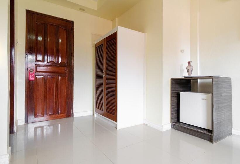 پانسیون Reddoorz @ Peo Road Palawan