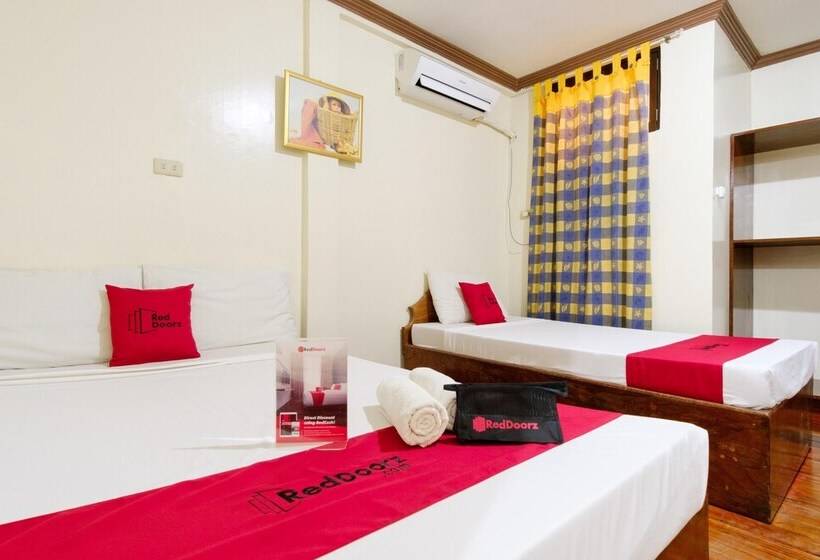 پانسیون Reddoorz @ Peo Road Palawan