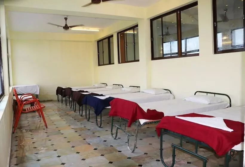 Siva Sakthi Hotel A Unit Of Ammayi